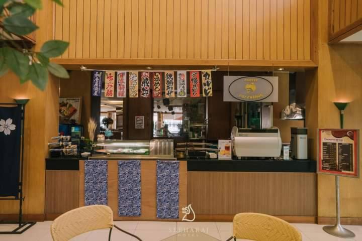 Seeharaj Hotel Uttaradit Dış mekan fotoğraf