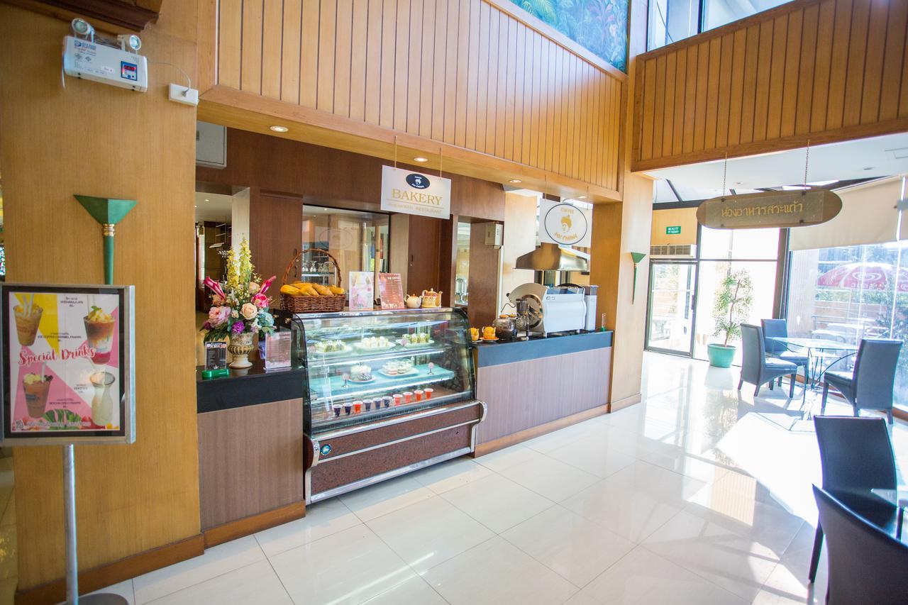 Seeharaj Hotel Uttaradit Dış mekan fotoğraf